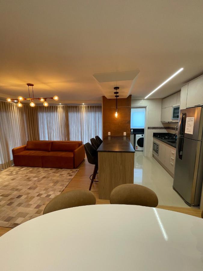 Apartamento Espetacular, 2 Suites, A 30M Da Rua Coberta Грамаду Екстер'єр фото