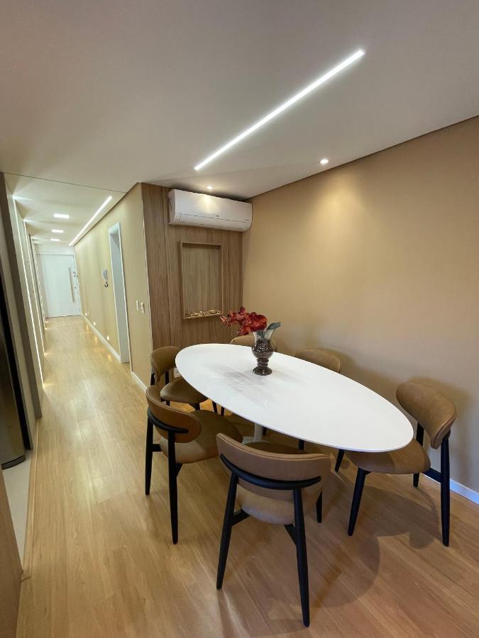 Apartamento Espetacular, 2 Suites, A 30M Da Rua Coberta Грамаду Екстер'єр фото
