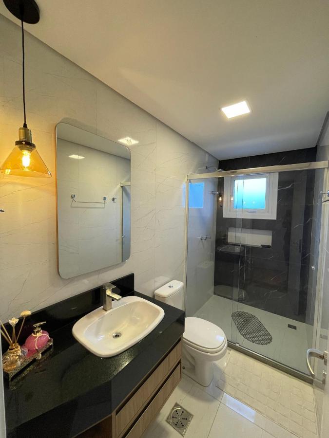 Apartamento Espetacular, 2 Suites, A 30M Da Rua Coberta Грамаду Екстер'єр фото